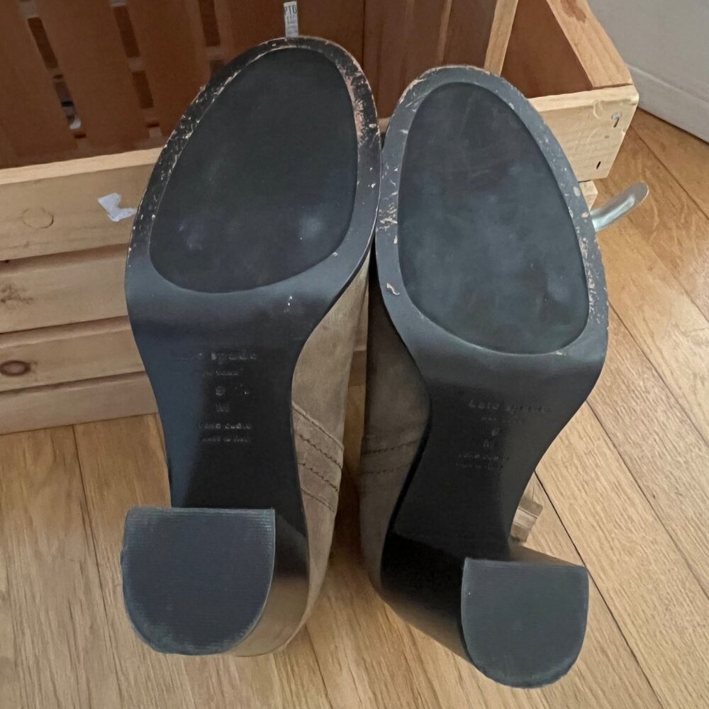 Kate Spade New York Size 9 Tobacco Brown Baise Suede Pull On Heeled Ankle Boots - Picture 16 of 16